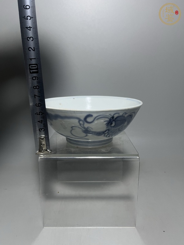 古玩陶瓷青花龍紋茶碗真品鑒賞圖