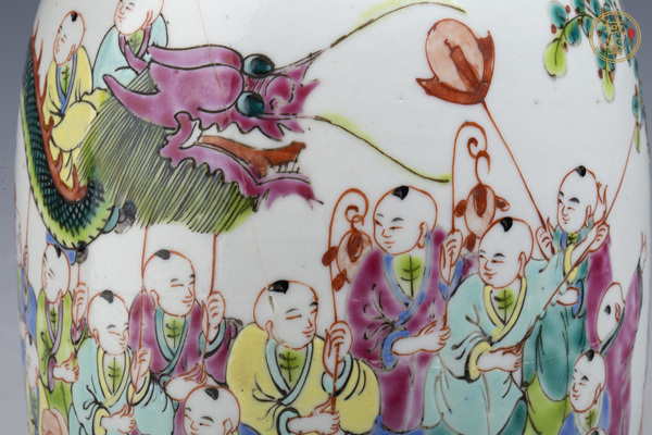 古玩陶瓷民國·粉彩百子鬧龍圖冬瓜蓋罐真品鑒賞圖