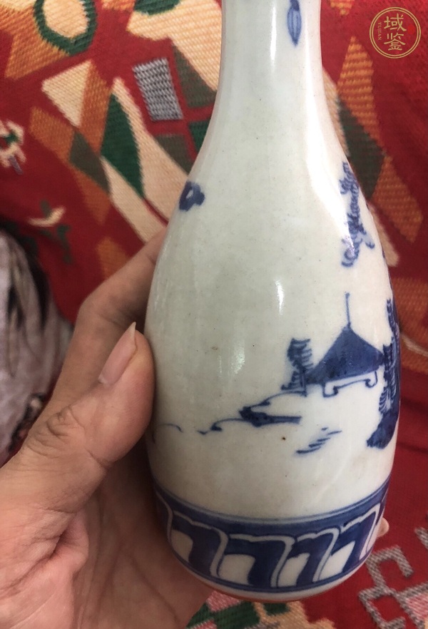 古玩陶瓷日本明治青花酒瓶真品鑒賞圖