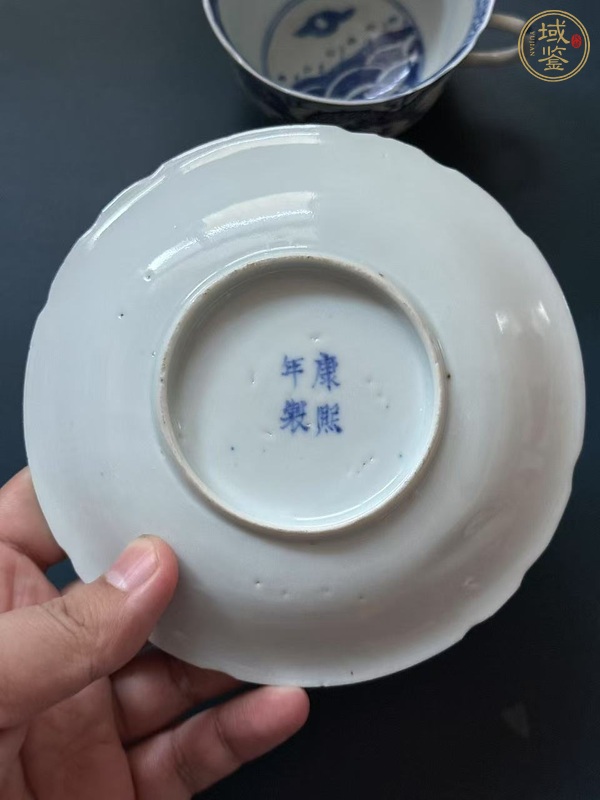 古玩陶瓷龍紋青花杯盤真品鑒賞圖