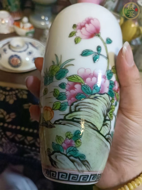 古玩陶瓷花鳥紋瓶真品鑒賞圖