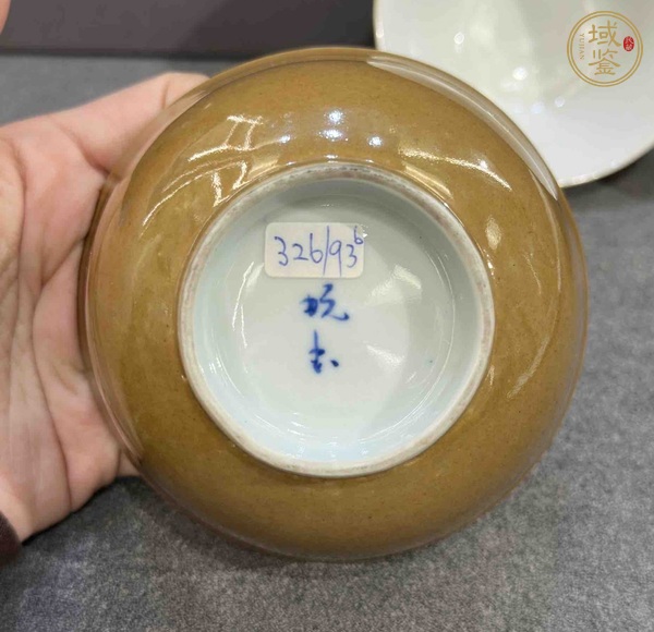 古玩陶瓷外紫金釉內(nèi)青花金玉滿堂茶碗真品鑒賞圖