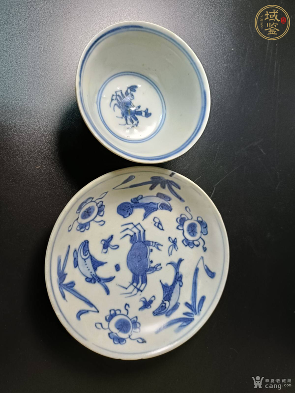 古玩陶瓷青花魚藻紋杯碟套裝真品鑒賞圖