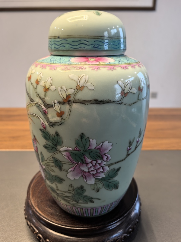 古玩陶瓷晚清豆青釉粉彩雉雞牡丹圖蓋罐拍賣,當前價格1750元