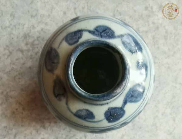 古玩陶瓷青花花卉紋水盂真品鑒賞圖