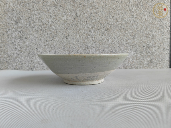 古玩陶瓷青白釉茶碗真品鑒賞圖