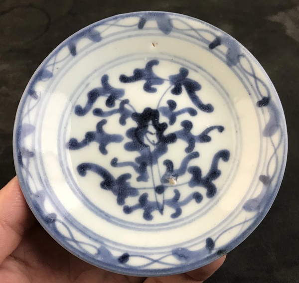 古玩陶瓷清中期青花盤拍賣，當前價格300元