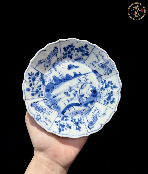 古玩陶瓷康熙青花花口盤真品鑒賞圖