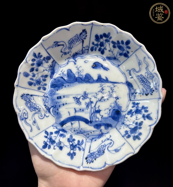 古玩陶瓷康熙青花花口盤真品鑒賞圖