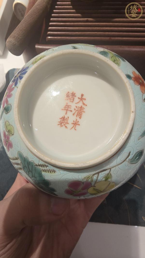 古玩陶瓷花卉紋粉彩碗真品鑒賞圖