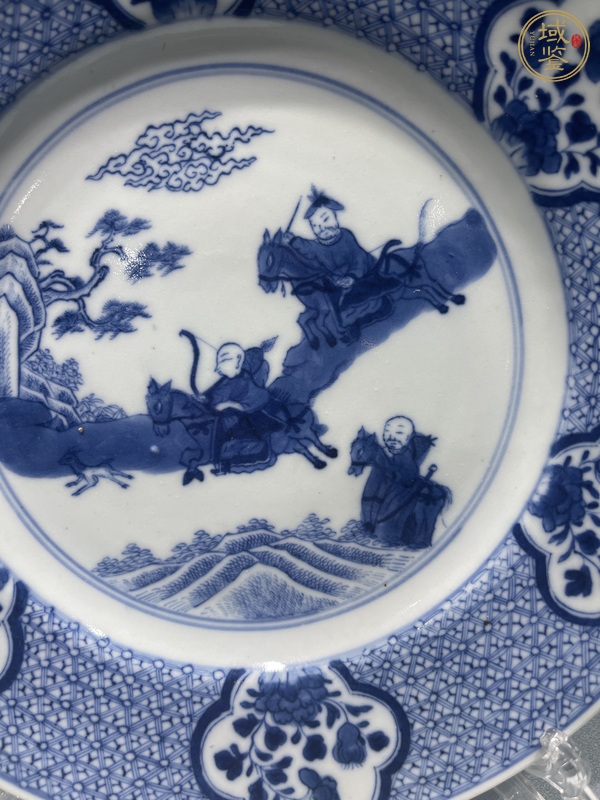 古玩陶瓷青花盤真品鑒賞圖