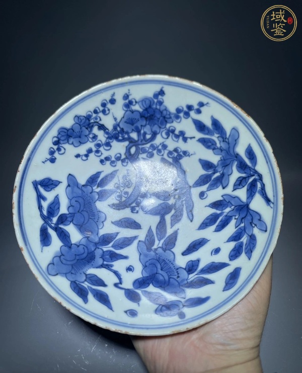 古玩陶瓷花卉紋青花盤真品鑒賞圖