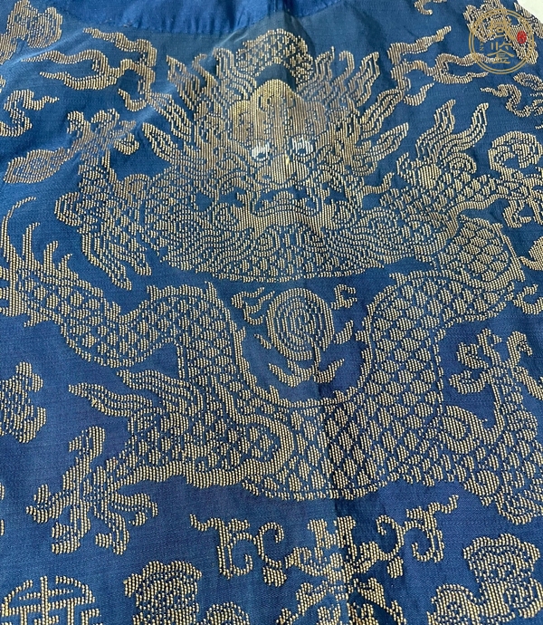 古玩雜項(xiàng)藍(lán)地織錦云龍團(tuán)壽紋刺繡掛屏真品鑒賞圖