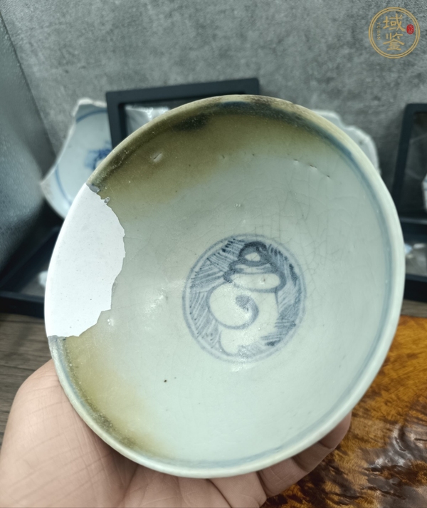 古玩陶瓷青花飛馬紋茶碗真品鑒賞圖