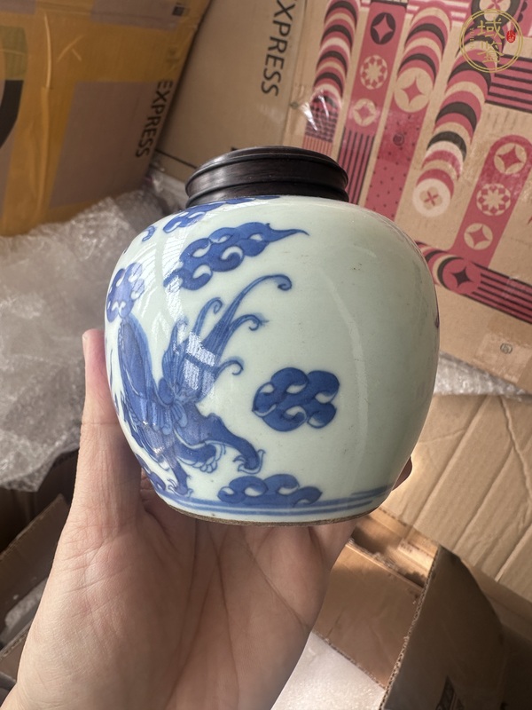 古玩陶瓷青花獅子紋蓋罐真品鑒賞圖