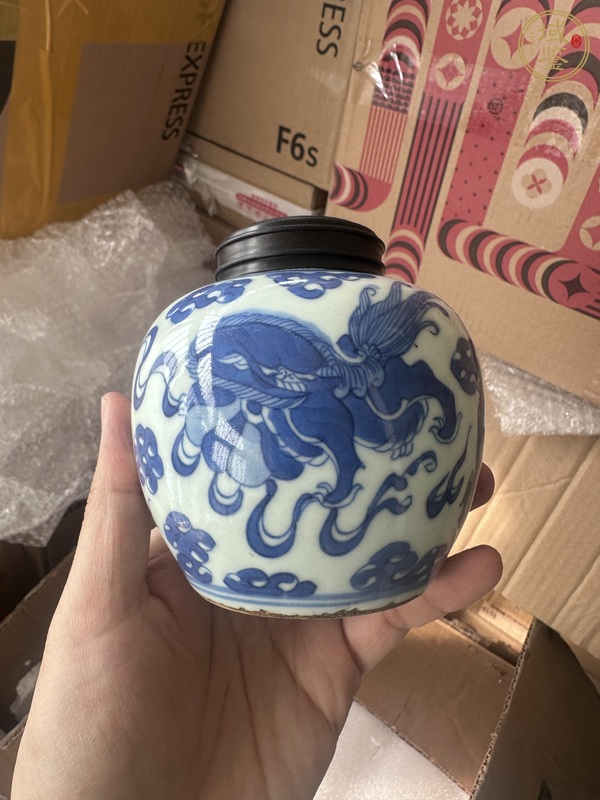 古玩陶瓷青花獅子紋蓋罐真品鑒賞圖