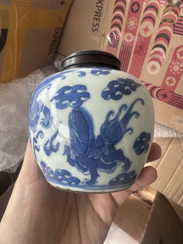 古玩陶瓷青花獅子紋蓋罐真品鑒賞圖