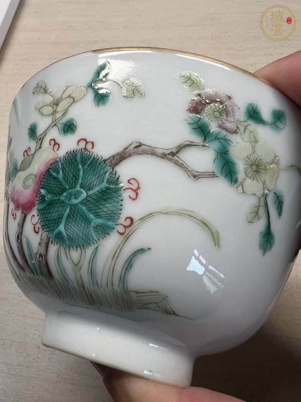 古玩陶瓷清同治 粉彩花卉紋蓋碗真品鑒賞圖