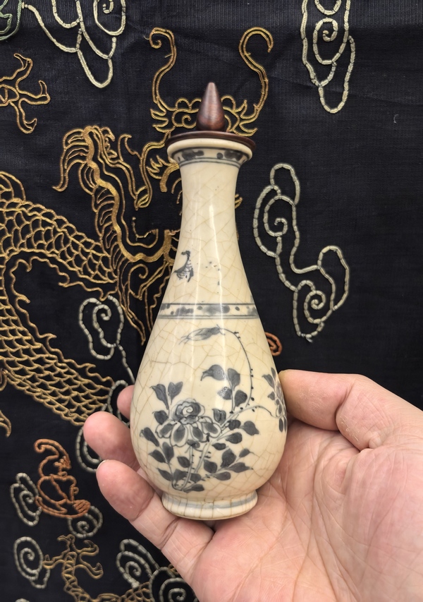 古玩陶瓷康熙煨瓷青花花卉玉壺春瓶拍賣,當前價格18888元