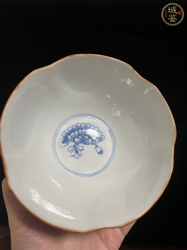 古玩陶瓷青花花卉碗真品鑒賞圖