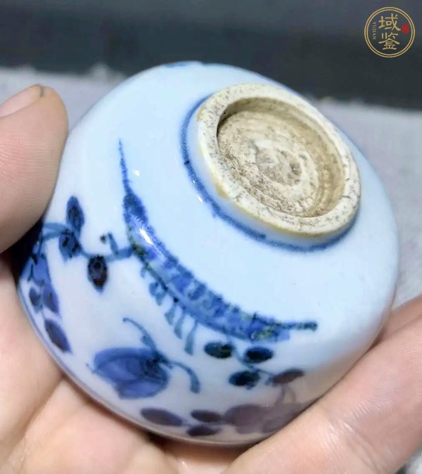 古玩陶瓷晚明青花杯真品鑒賞圖