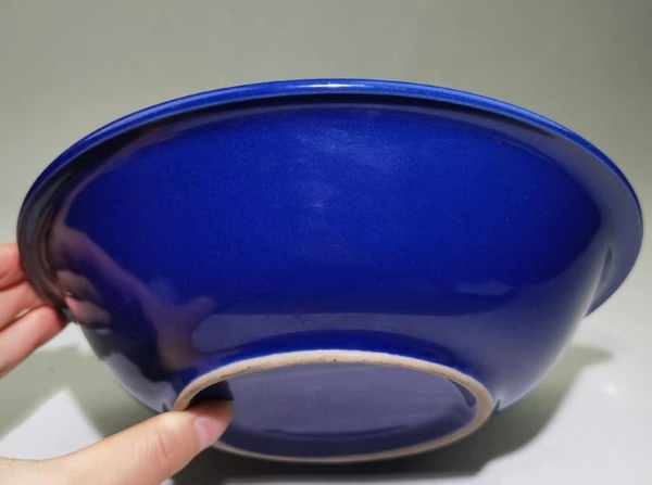 古玩陶瓷晚清-藍(lán)釉折沿盤拍賣,當(dāng)前價格1500元
