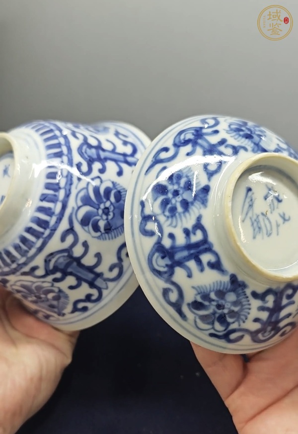 古玩陶瓷青花蓋碗真品鑒賞圖