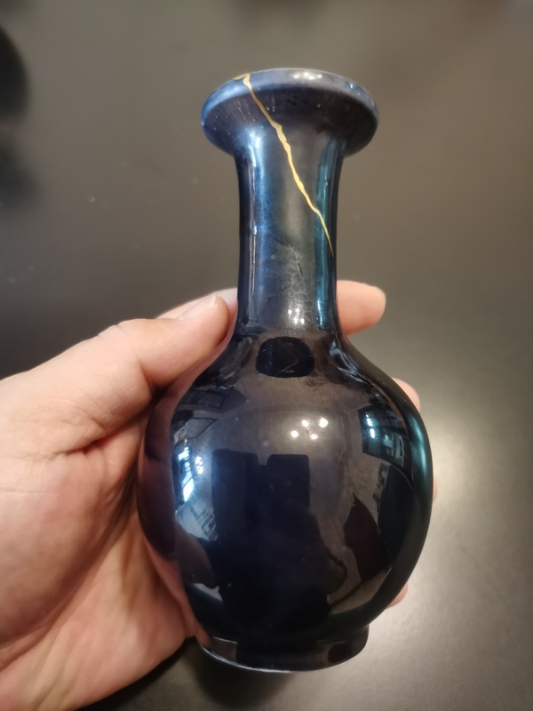 古玩陶瓷晚清?茄皮紫釉撇口瓶拍賣,當(dāng)前價格1699元