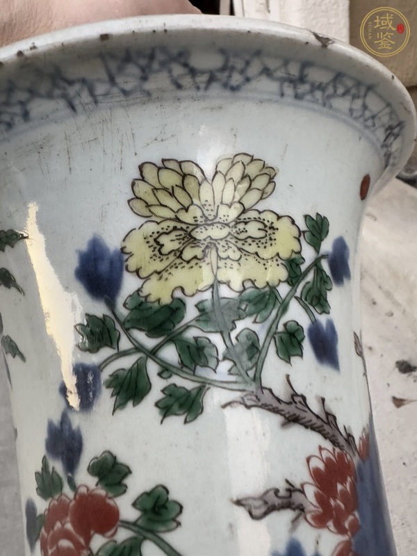 古玩陶瓷青花五彩鳳穿牡丹圖花觚真品鑒賞圖