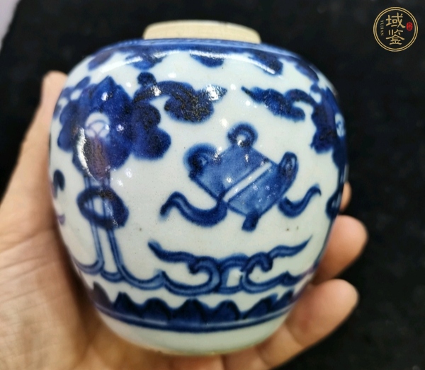 古玩陶瓷青花花間八寶紋罐真品鑒賞圖