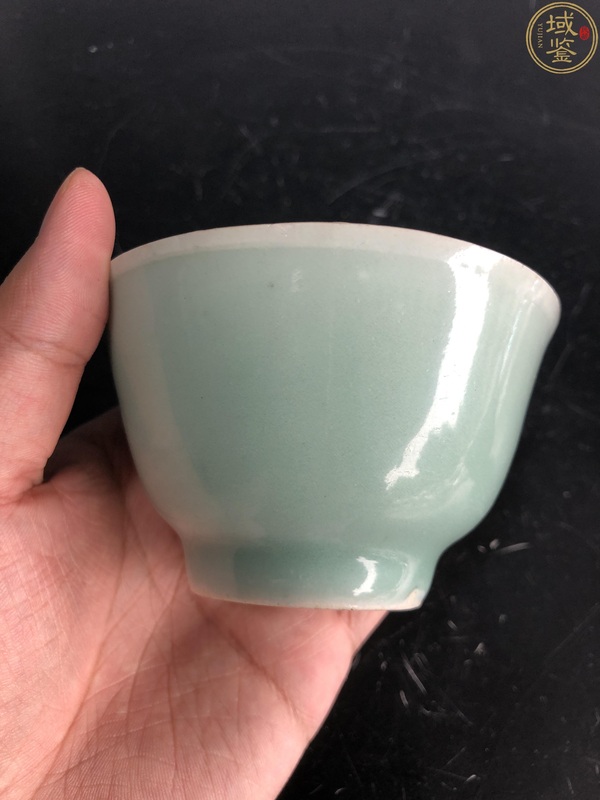 古玩陶瓷清中期·豆青釉杯拍賣,當前價格380元