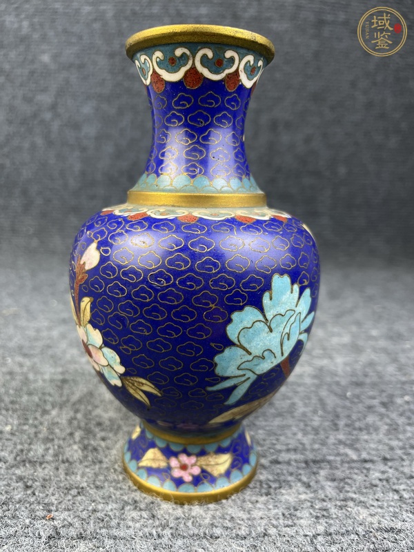 古玩雜項(xiàng)銅胎掐絲琺瑯花卉紋賞瓶真品鑒賞圖