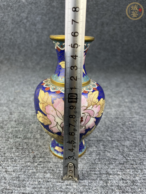 古玩雜項(xiàng)銅胎掐絲琺瑯花卉紋賞瓶真品鑒賞圖