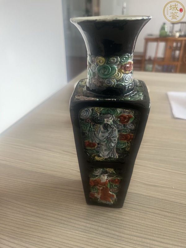 古玩陶瓷民國五蝠捧壽礬紅小碟一對拍賣，當前價格150元