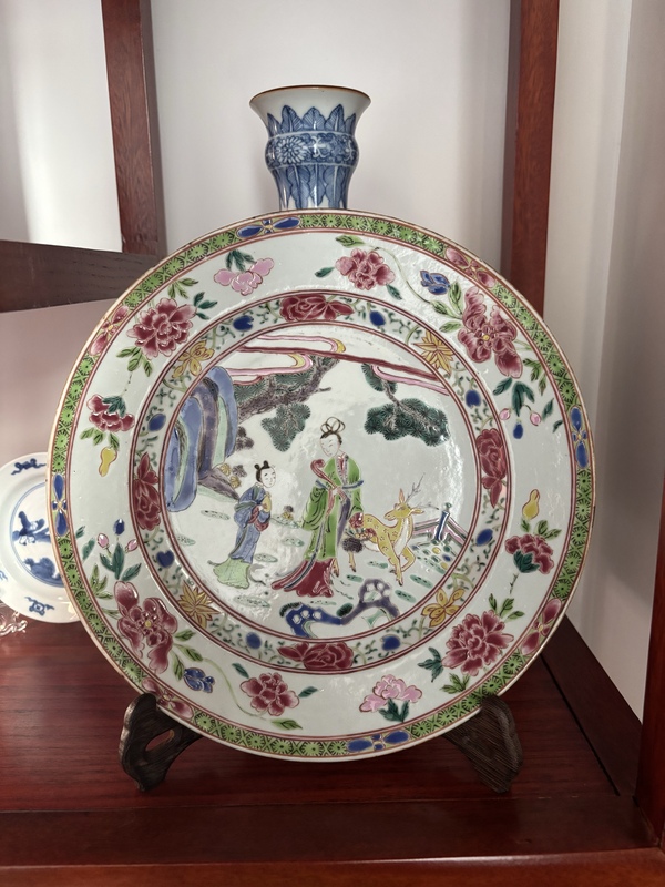 古玩陶瓷清雍正 粉彩麻姑獻(xiàn)壽故事紋盤拍賣，當(dāng)前價(jià)格11888元