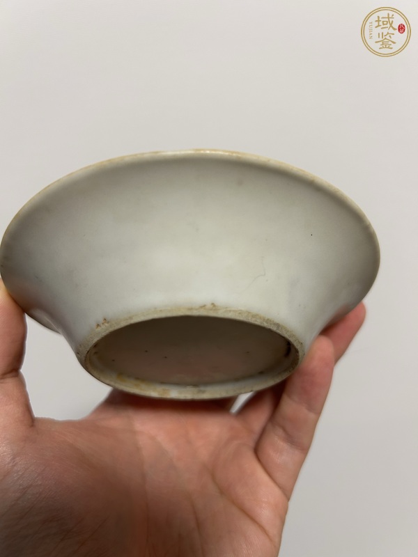 古玩陶瓷甜白釉茶碗真品鑒賞圖