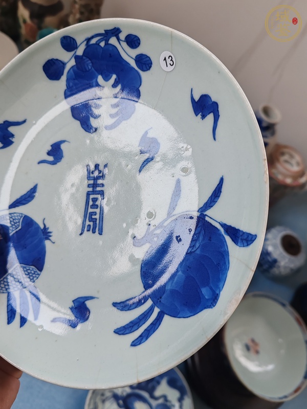 古玩陶瓷青花三多紋盤真品鑒賞圖