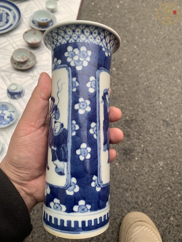 古玩陶瓷青花花觚真品鑒賞圖