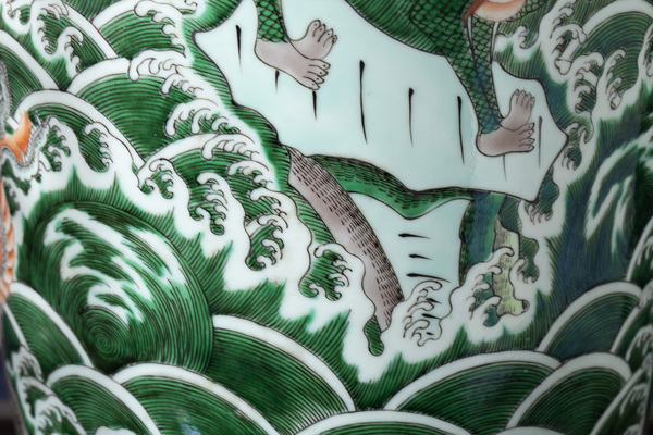 古玩陶瓷清晚期·五彩海水瑞獸紋棒槌瓶拍賣，當(dāng)前價(jià)格2188元