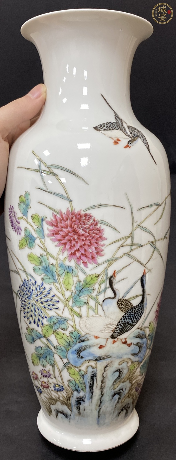 古玩陶瓷花鳥紋粉彩瓶真品鑒賞圖