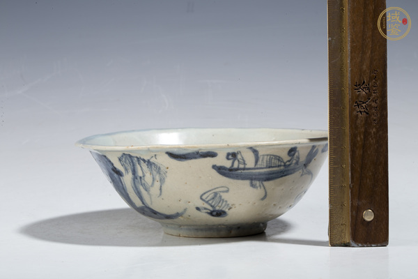 古玩陶瓷明中·青花攜琴訪友紋碗真品鑒賞圖