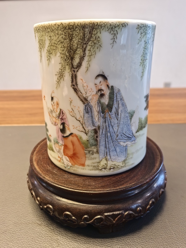 古玩陶瓷超細粉彩王羲之愛鵝紋大筆筒拍賣,當前價格8800元