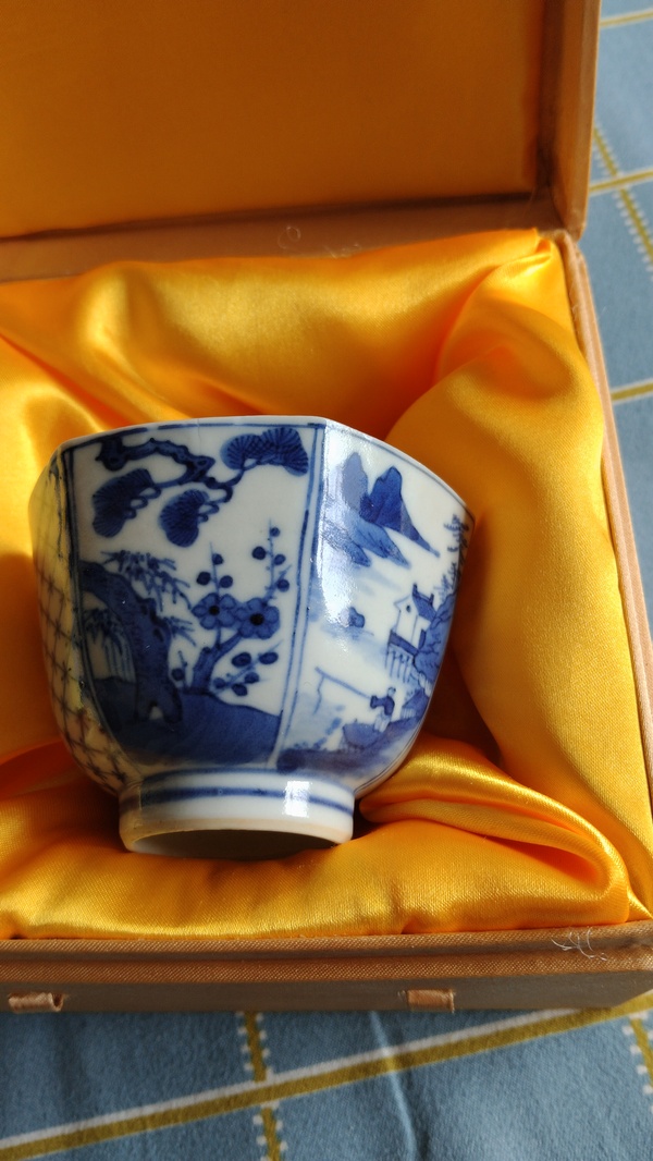 古玩陶瓷青花山水人物詩文六方杯拍賣,當前價格3980元