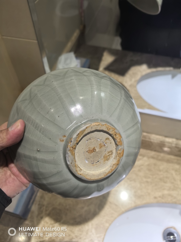 古玩陶瓷龍泉青瓷刻仰蓮紋碗,北宋拍賣,當前價格9999元