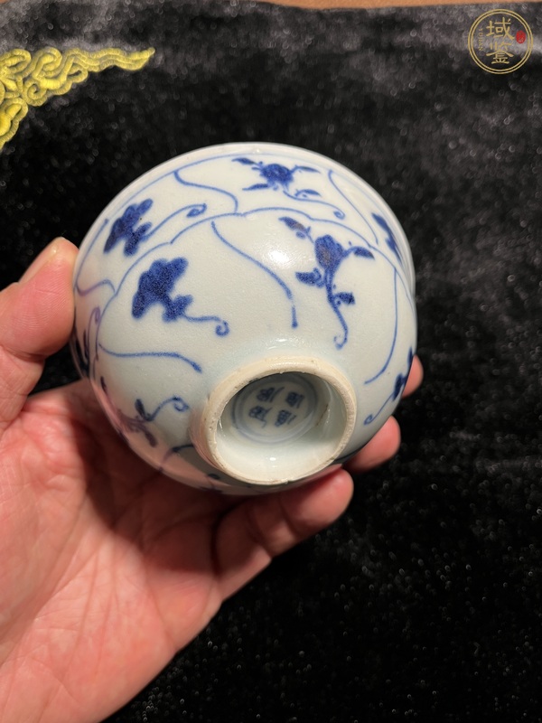 古玩陶瓷如意靈芝紋青花茶圓真品鑒賞圖