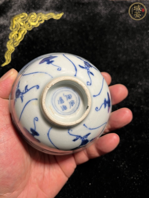 古玩陶瓷如意靈芝紋青花茶圓真品鑒賞圖