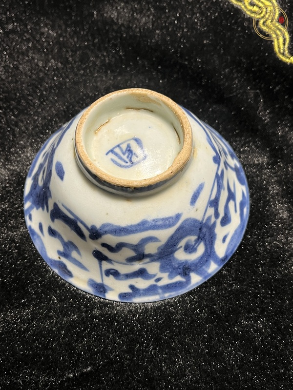 古玩陶瓷青花小碗真品鑒賞圖