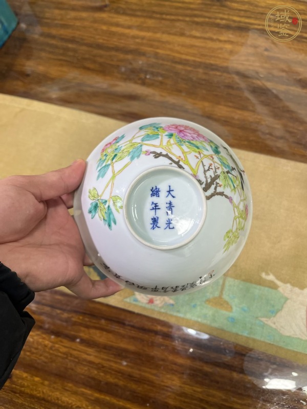 古玩陶瓷清光緒 淺絳彩花鳥紋碗真品鑒賞圖