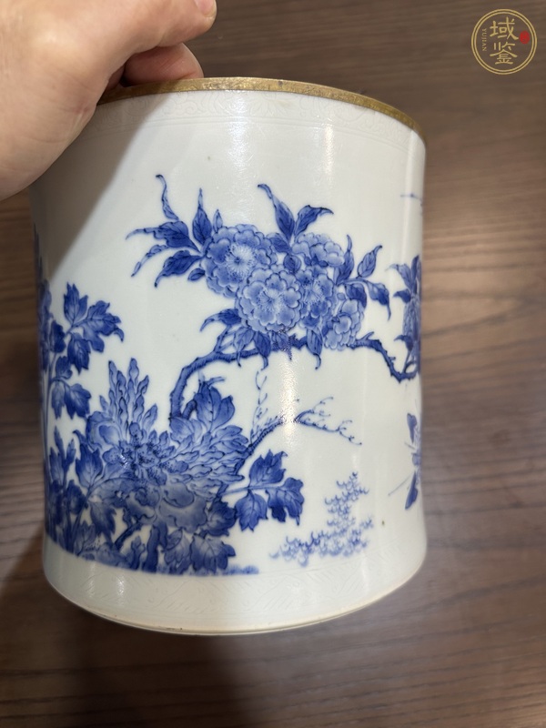 古玩陶瓷花鳥紋青花筆筒真品鑒賞圖