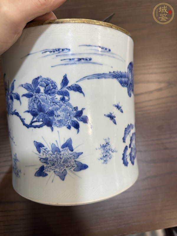 古玩陶瓷花鳥紋青花筆筒真品鑒賞圖